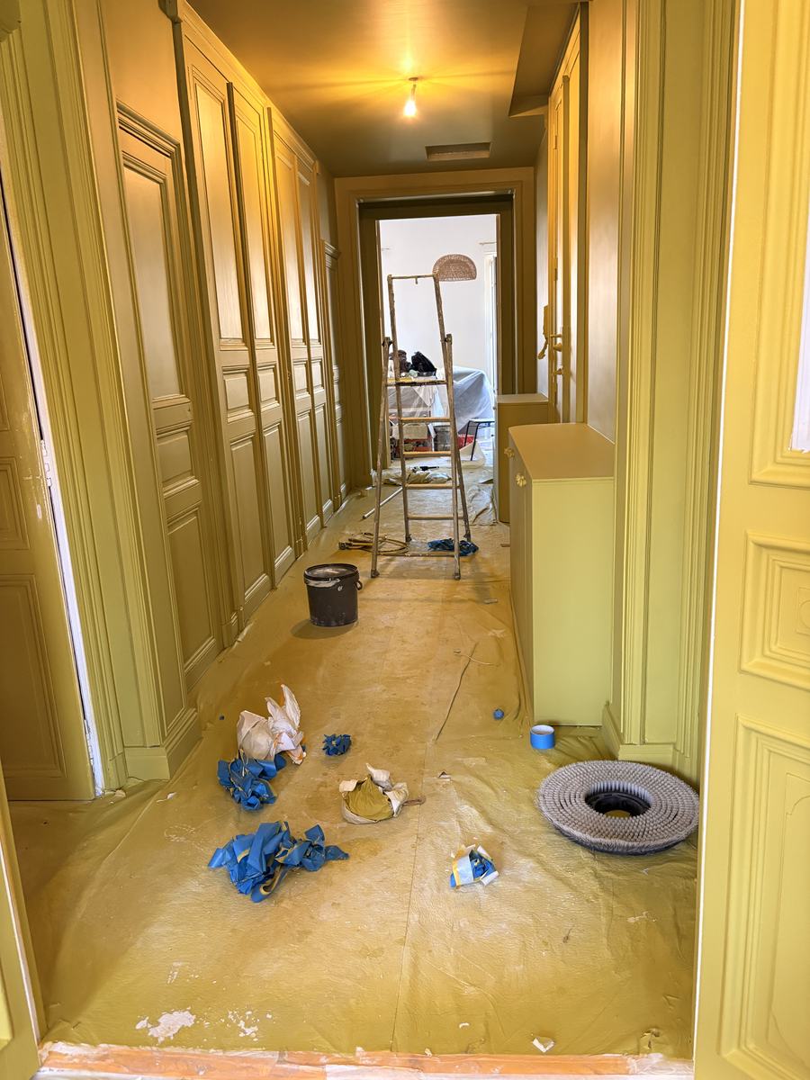 Couloir en fin de travaux avant le nettoyage Dari Clean